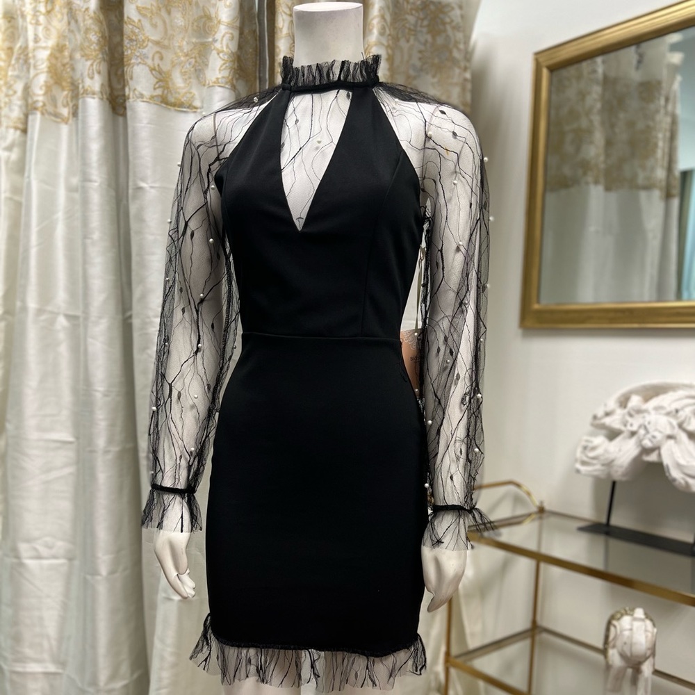 Elegant Black dresses with white pearls